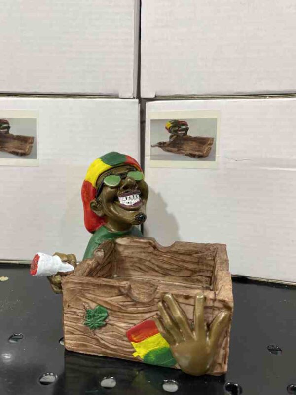 Rasta tray 1