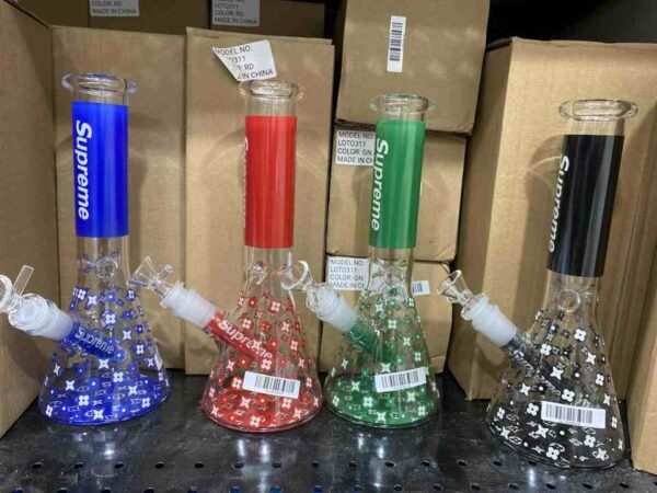 GLASS BONG 74 LOTO311