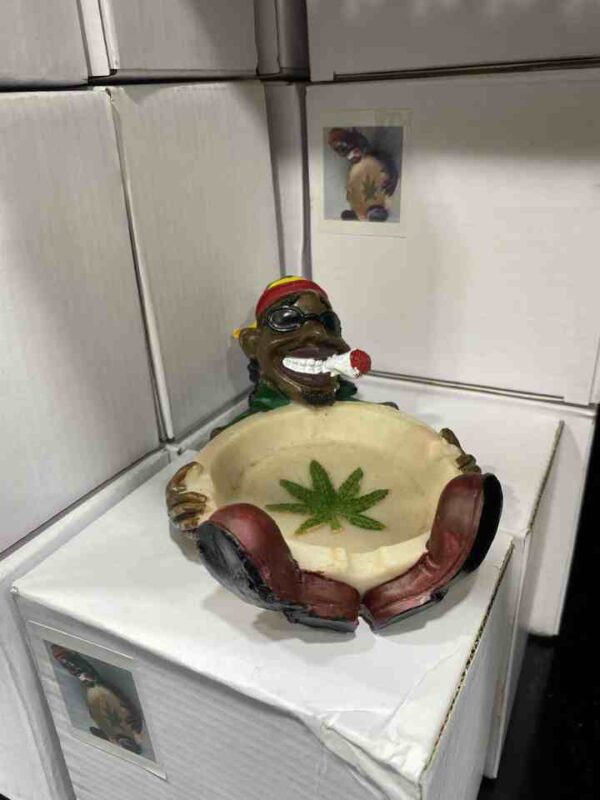 Rasta tray 6
