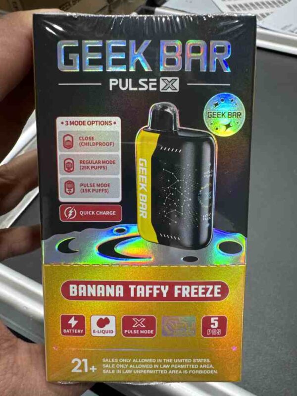GEEK BAR X 25K BANANA TAFFY FREEZE