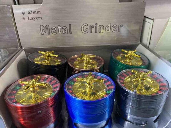 Casino metal grinder