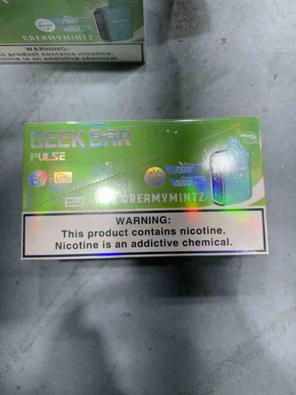 GEEK BAR 15K CREAMYMINTZ
