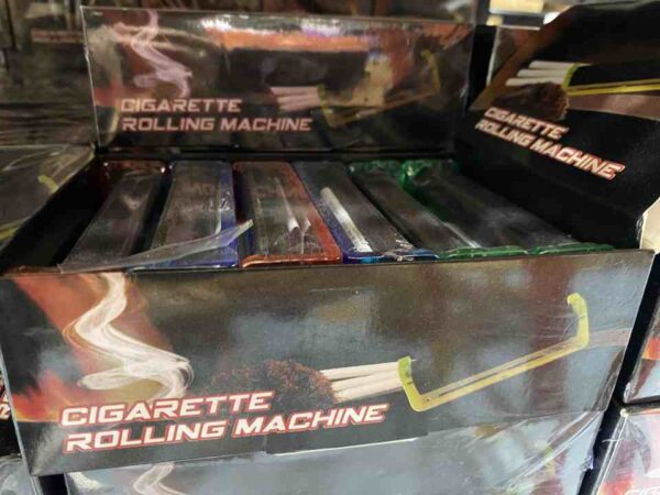 CIGARETTE ROLLING MACHINE