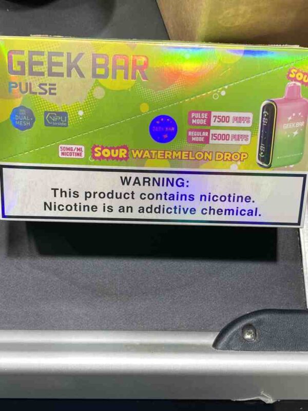 GEEK BAR 15K SOUR WATERMELON DROP
