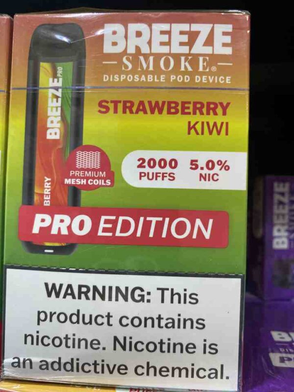 BREEZE SMOKE STRAWBERRY KIWI