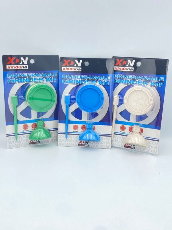 Plastic grinder set