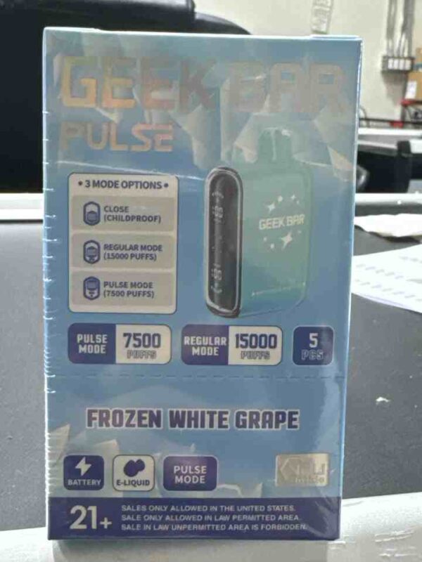 GEEK BAR 15K FROZEN WHITE GRAPE